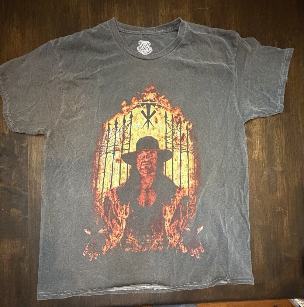WWE Legends Undertaker Hell’s Gate T-Shirt L Ripple Graphic Tee Wrestling